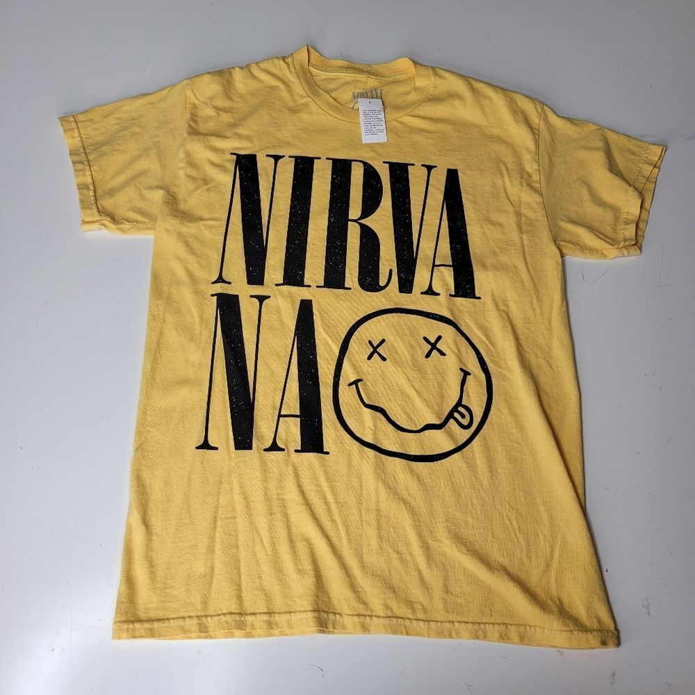 NEW NIRVANA M MEDIUM YELLOW SHORT SLEEVE COTTON TSHIRT NWT